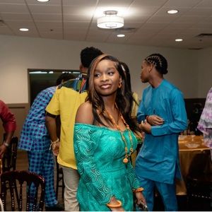 Meet your Posher, Moriska